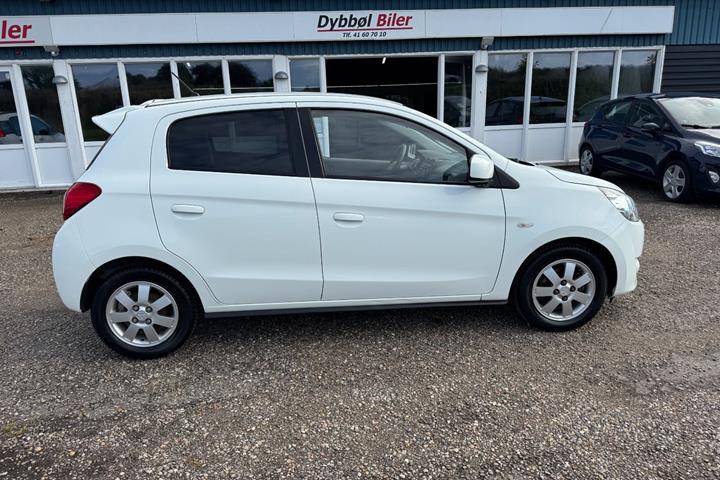 undefined Mitsubishi Space Star fra 2015