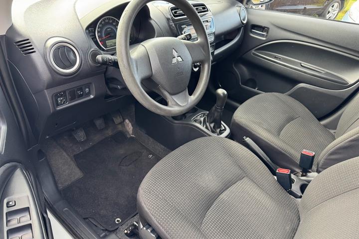 undefined Mitsubishi Space Star fra 2015