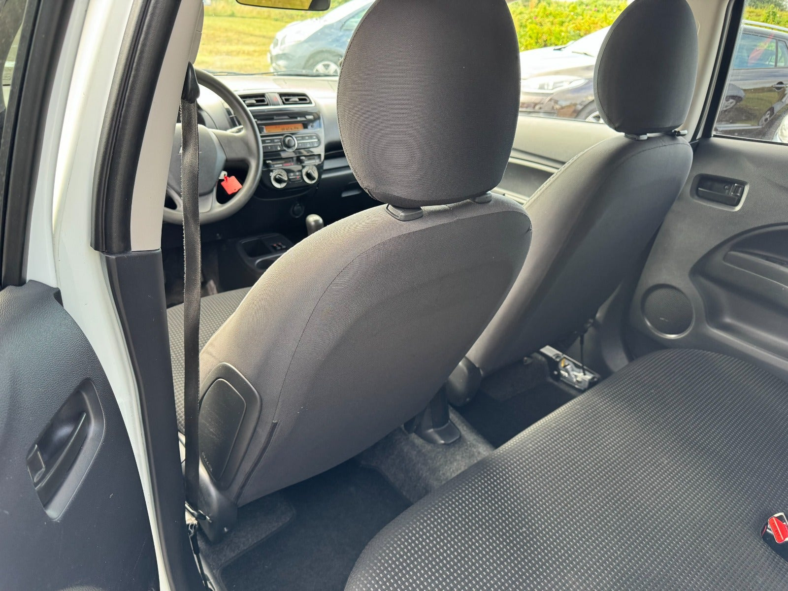 undefined Mitsubishi Space Star fra 2015