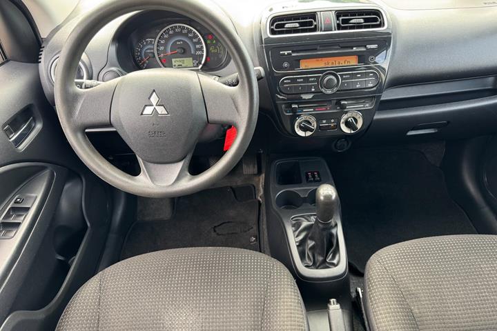 undefined Mitsubishi Space Star fra 2015