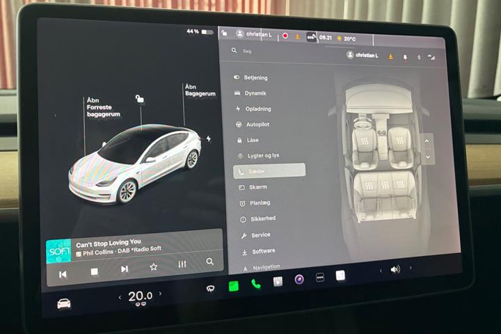 Sort Tesla Model 3 fra 2020