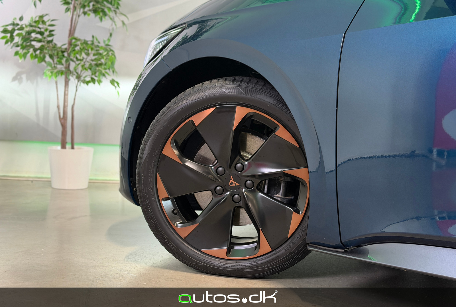 Blå Cupra Born fra 2022