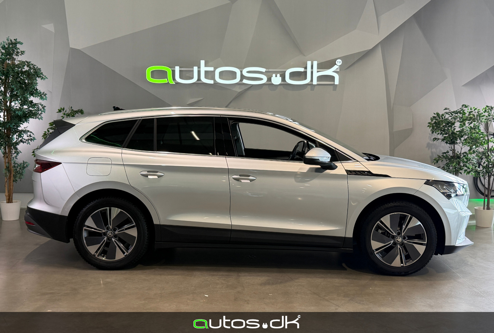 Sølv Skoda Enyaq fra 2025