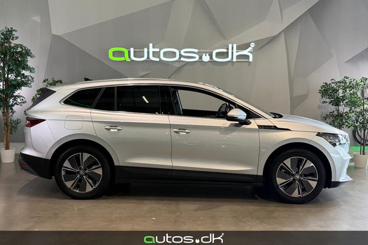 Sølv Skoda Enyaq fra 2025
