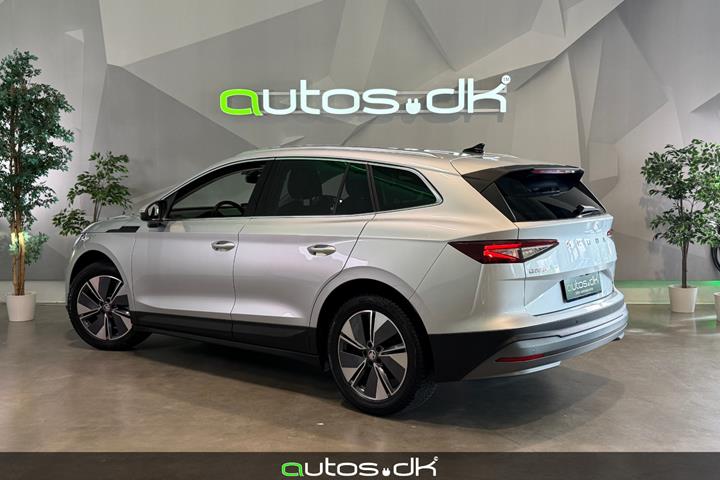 Sølv Skoda Enyaq fra 2025