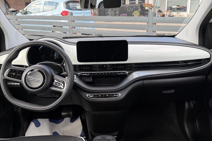 undefined Fiat 500e fra 2023