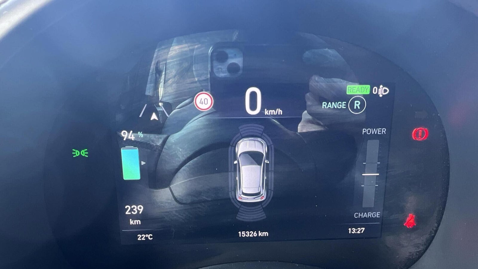 Grå Fiat 500e fra 2023