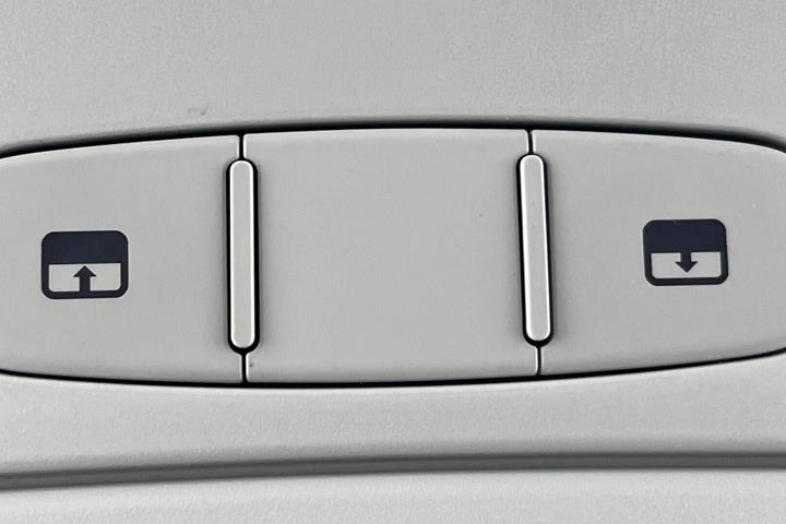 Grå Fiat 500e fra 2023