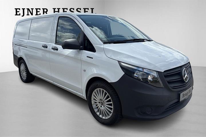 Hvid Mercedes eVito 129 fra 2021