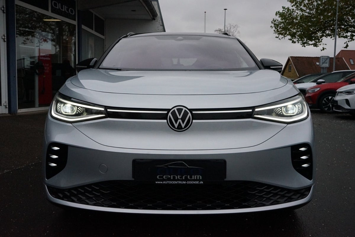 Sølv VW ID.4 fra 2025