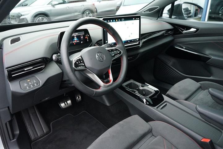 Sølv VW ID.4 fra 2025
