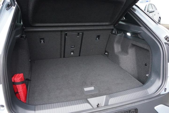 Sølv VW ID.4 fra 2025