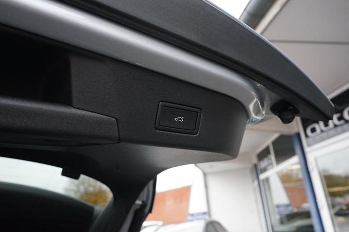 Sølv VW ID.4 fra 2025