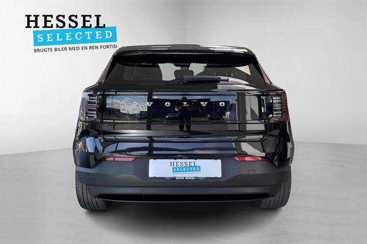 Sort Volvo EX30 fra 2024