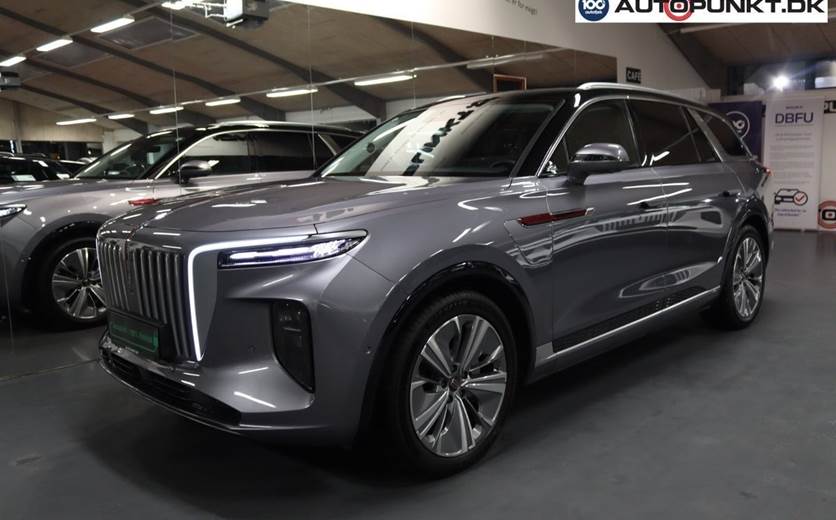 Hongqi E-HS9 99 Exclusive
