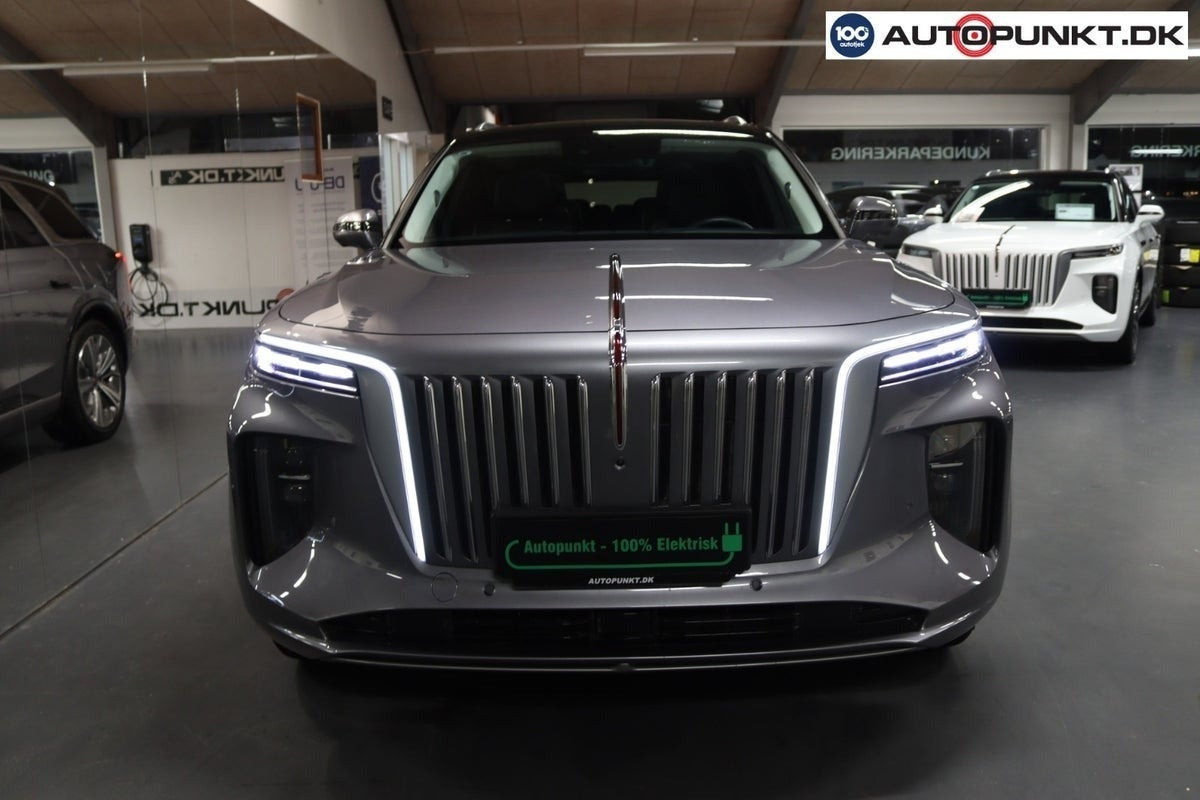 Grå Hongqi E-HS9 fra 2024