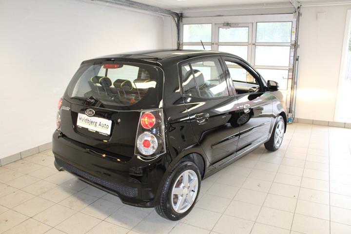 Sort Kia Picanto fra 2011