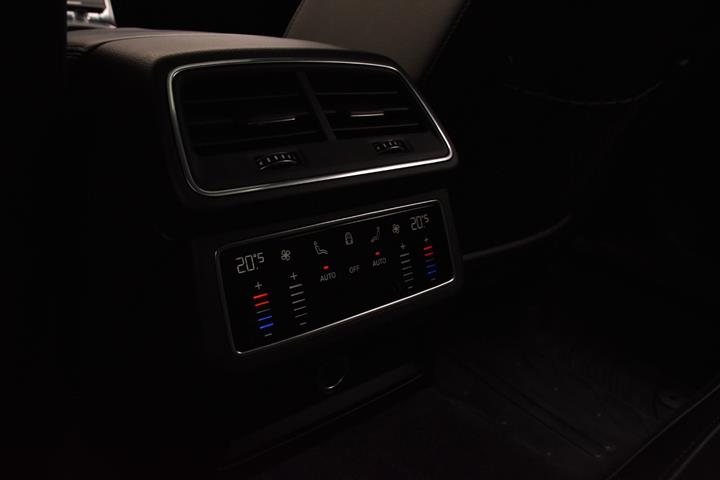 Hvid Audi A6 fra 2020