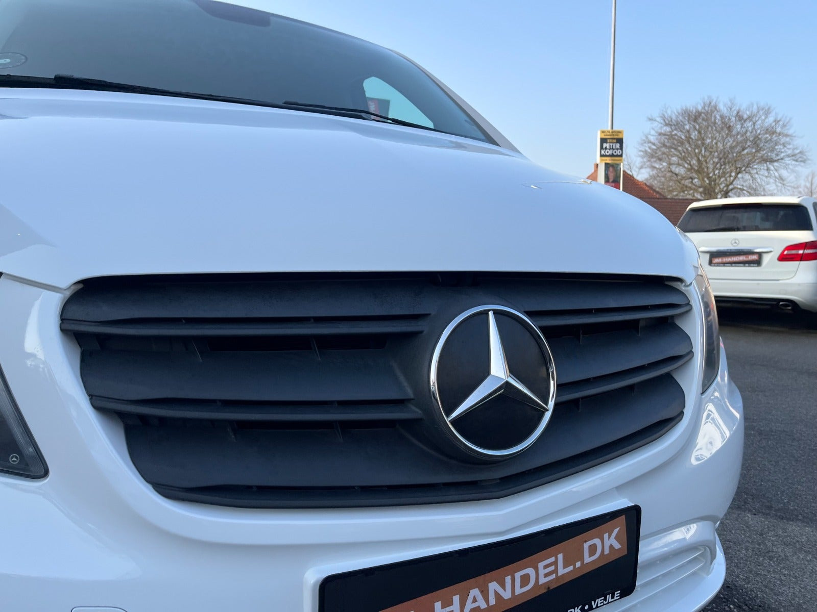 Hvid Mercedes Vito 114 fra 2021