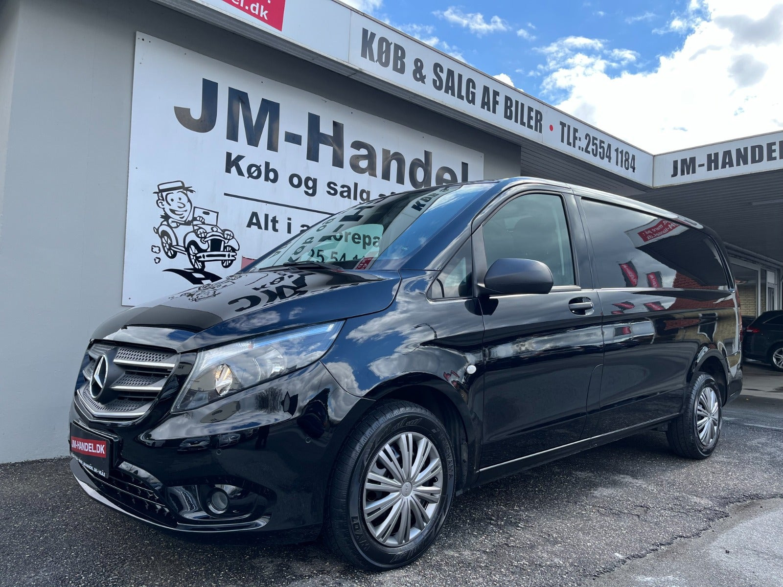 Sort Mercedes Vito 116 fra 2017