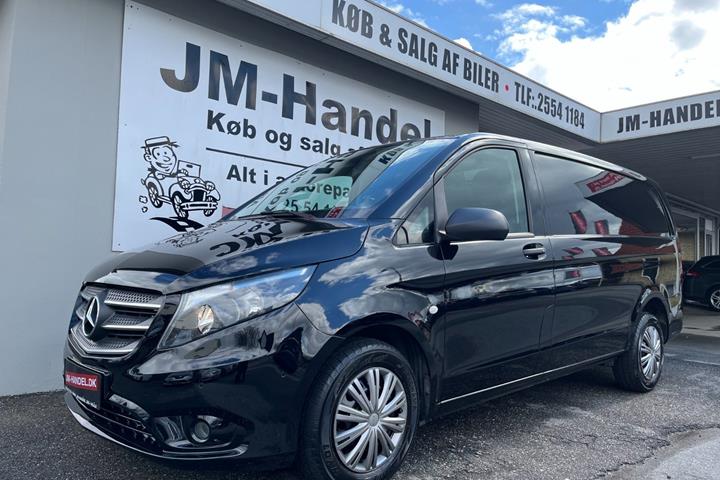 Sort Mercedes Vito 116 fra 2017