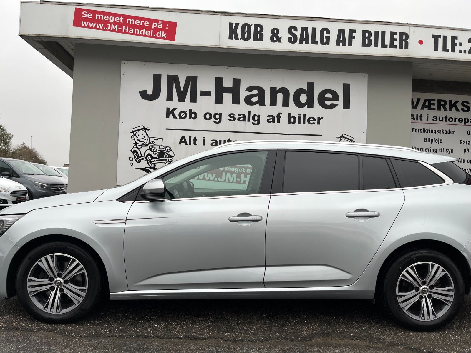 Sølv Renault Megane IV fra 2021