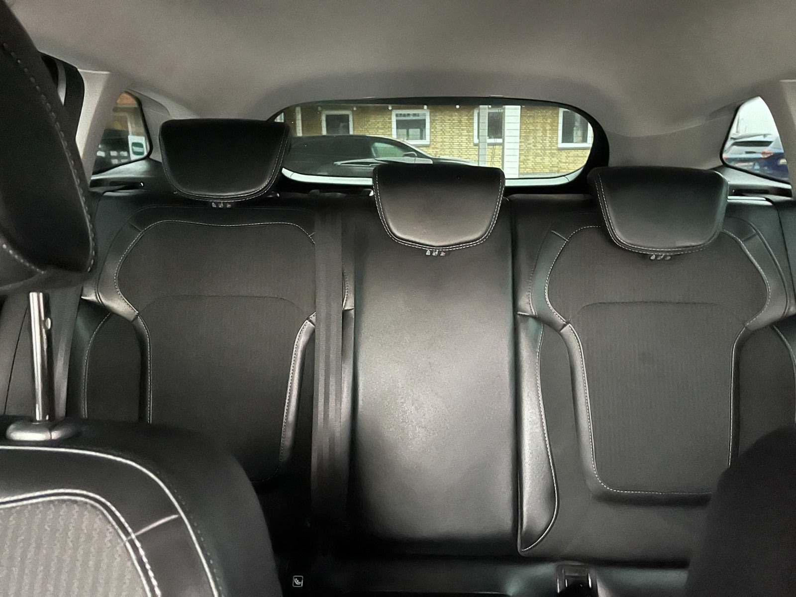 Sølv Renault Megane IV fra 2021
