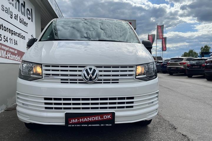 Hvid VW Transporter fra 2017