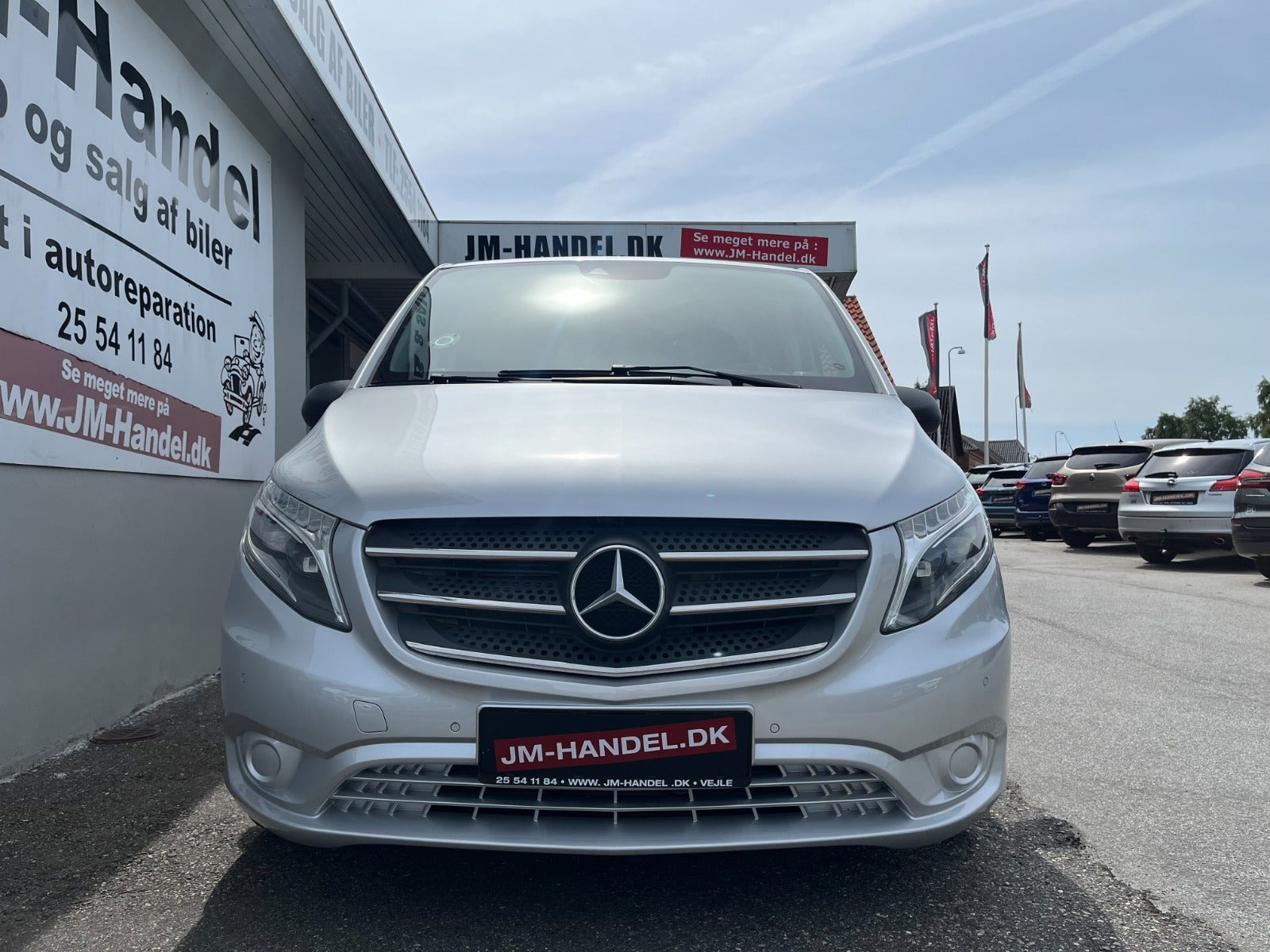 Sølv Mercedes Vito 116 fra 2018