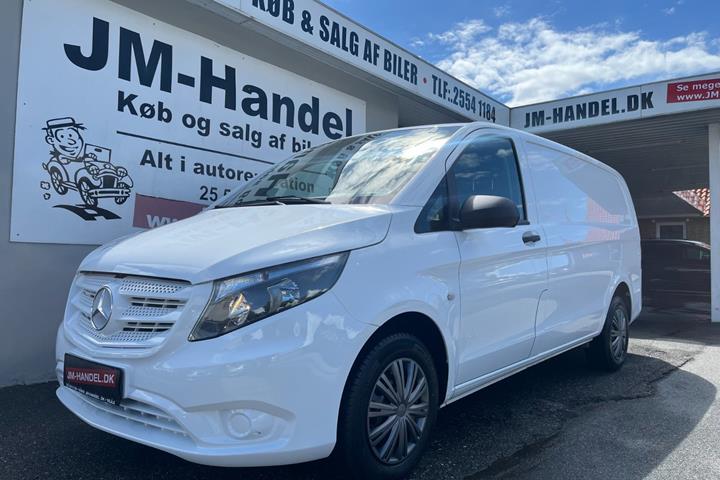 Hvid Mercedes Vito 114 fra 2016