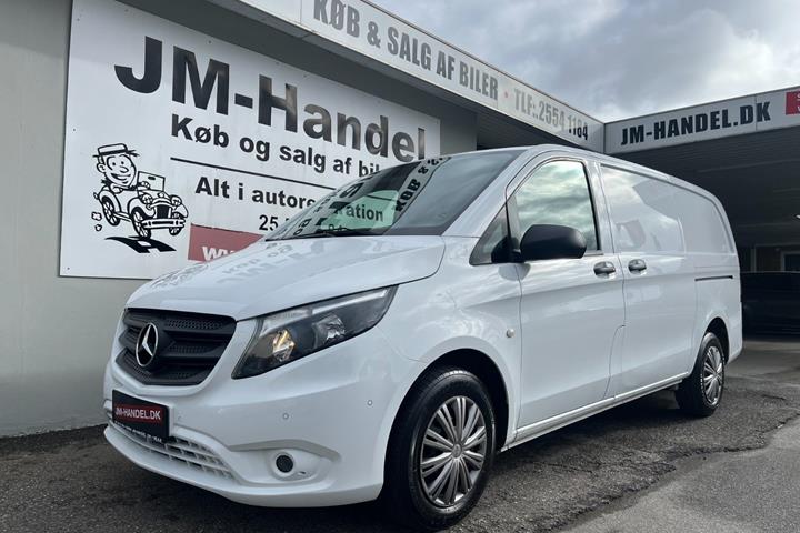 Hvid Mercedes Vito 114 fra 2017