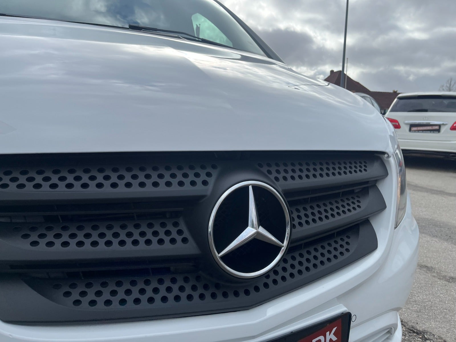 Hvid Mercedes Vito 114 fra 2017