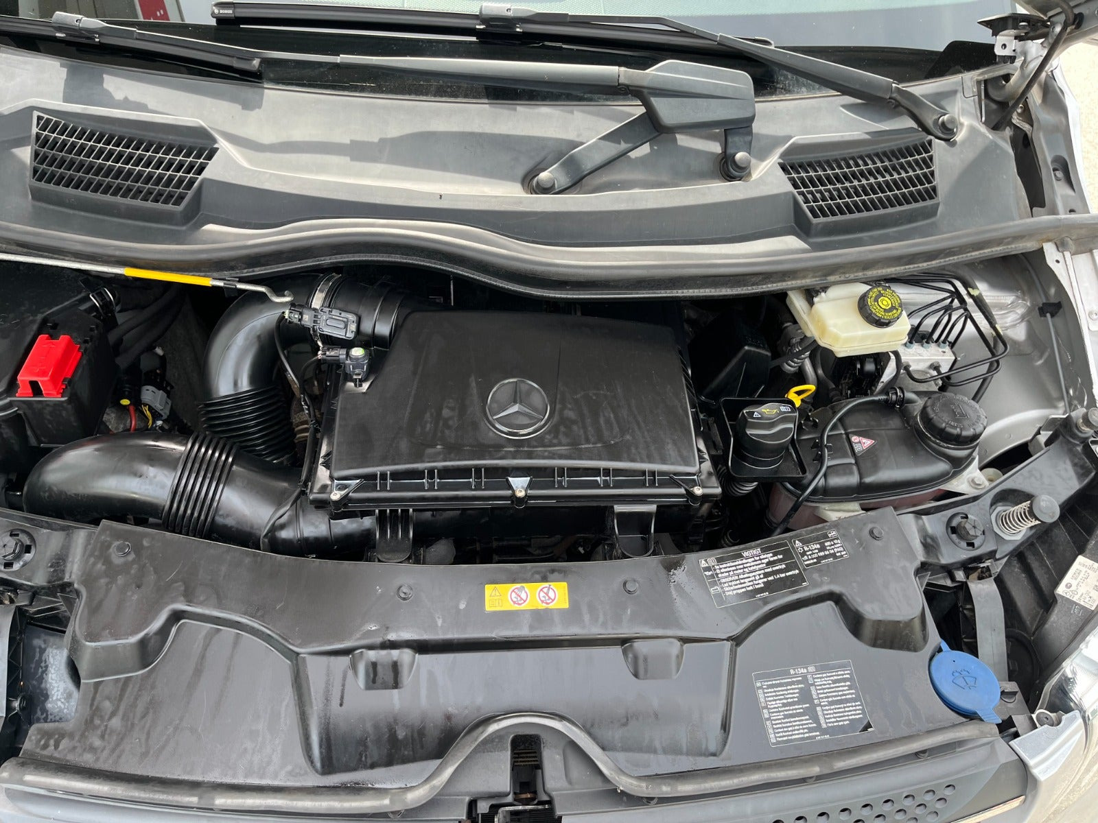 Sølv Mercedes Vito 116 fra 2018