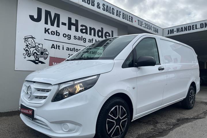 Hvid Mercedes Vito 114 fra 2020