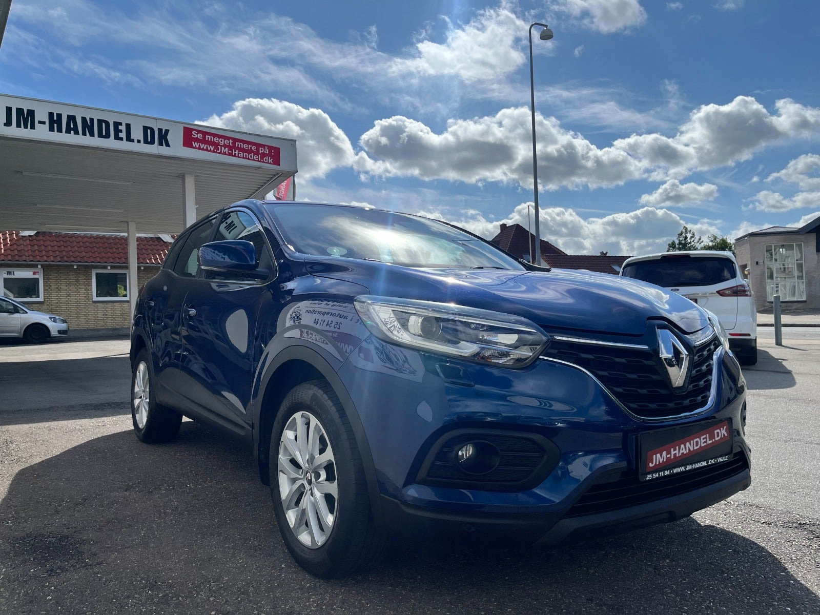 Blå Renault Kadjar fra 2019