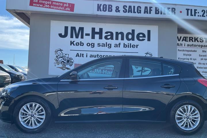 Sort Ford Focus fra 2020