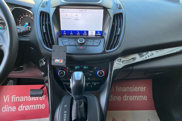 Sølv Ford Kuga fra 2019