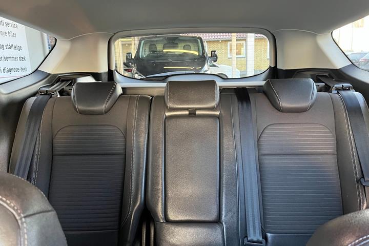 Sølv Ford Kuga fra 2019