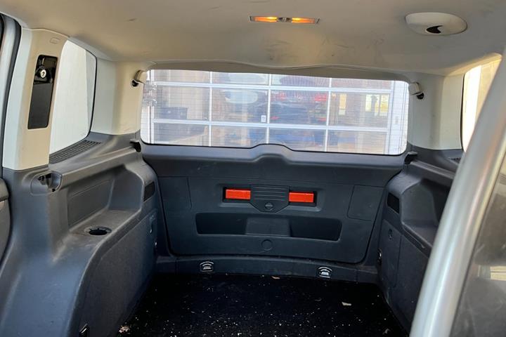 Sølv VW Touran fra 2015