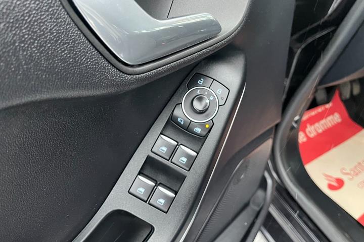 Sort Ford Fiesta fra 2021
