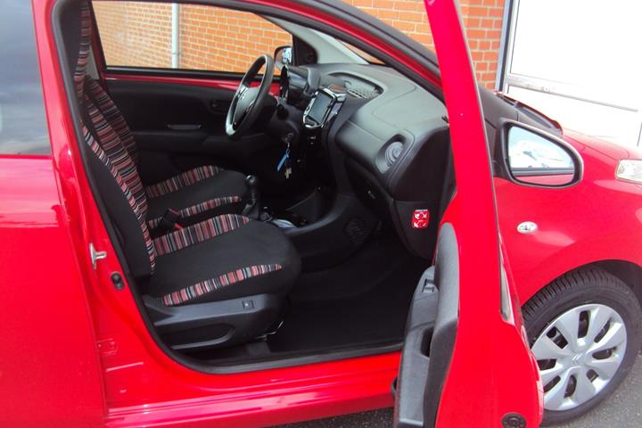 Rød Citroën C1 fra 2019