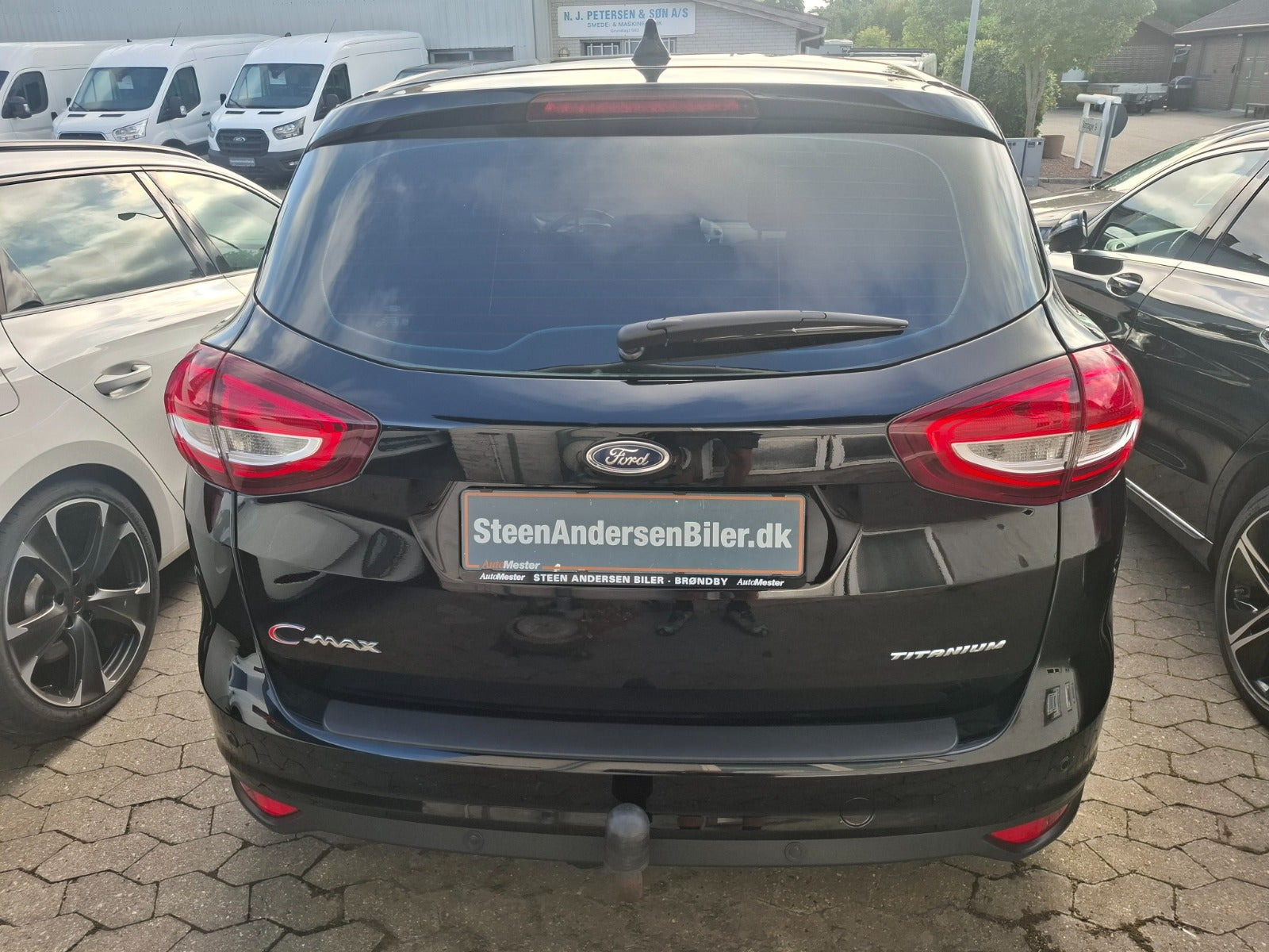 Sort Ford C-MAX fra 2016