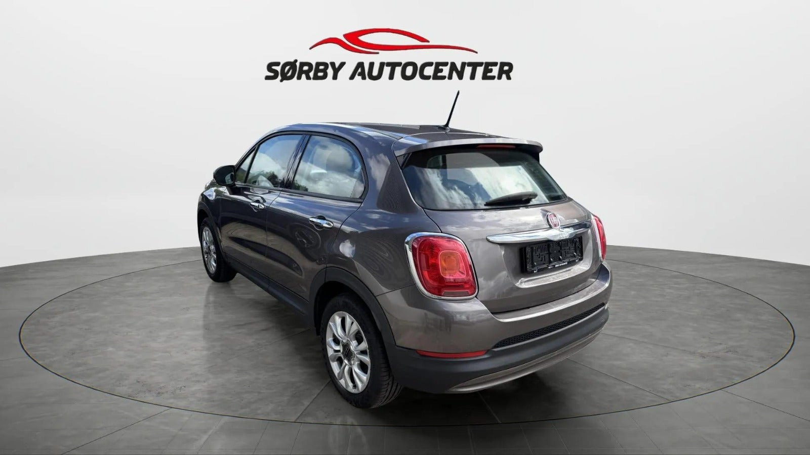 Brun Fiat 500X fra 2015