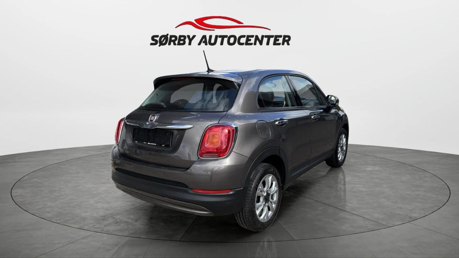 Brun Fiat 500X fra 2015