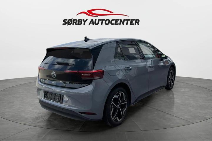 Grå VW ID.3 fra 2023