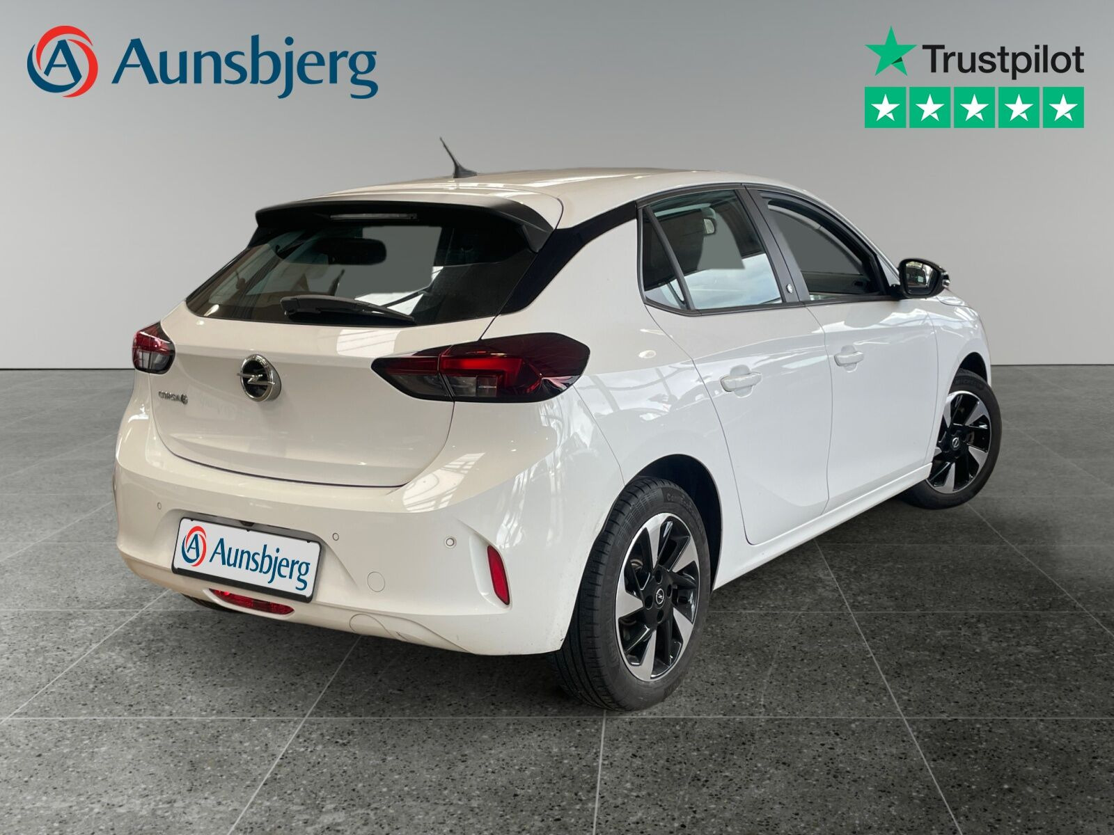 Sort Opel Corsa-e fra 2021
