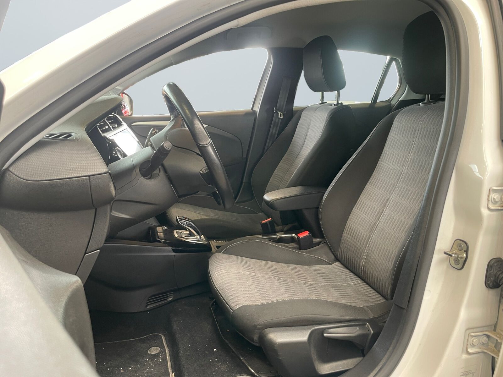 Sort Opel Corsa-e fra 2021