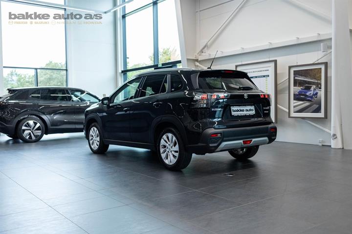Sort Suzuki Vitara fra 2024
