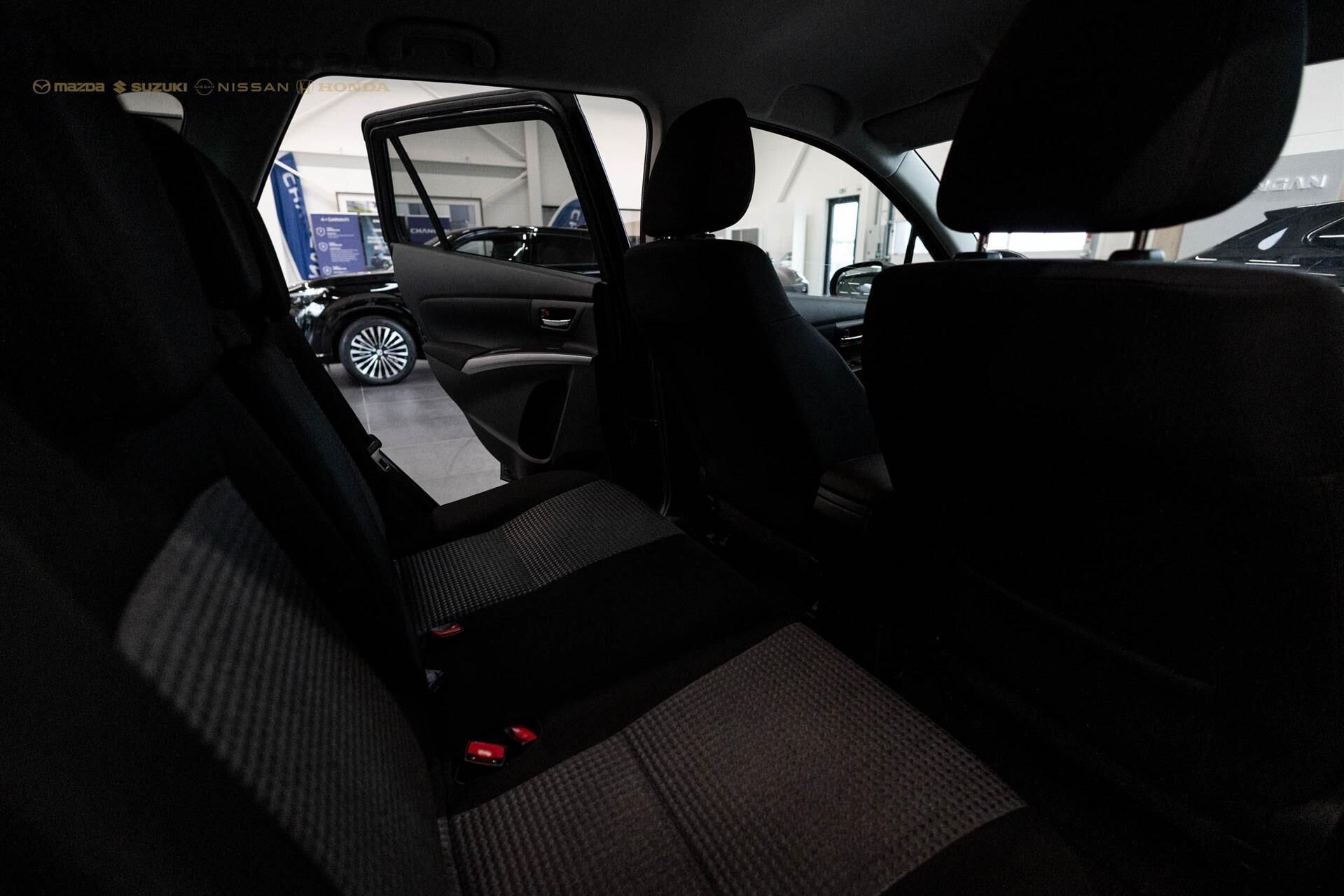 Sort Suzuki Vitara fra 2024