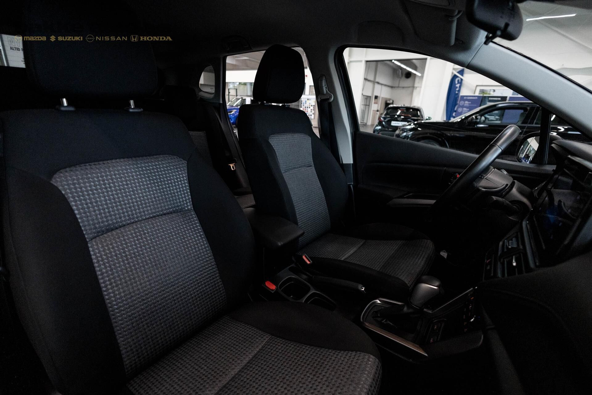 Sort Suzuki Vitara fra 2024